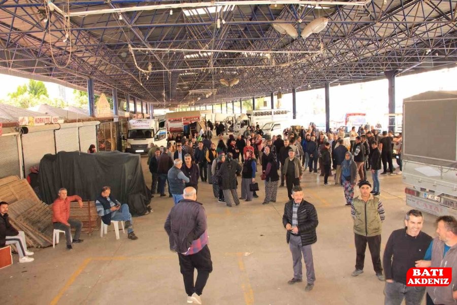 Milliyetçi Hareket Partisi Kumluca İlçe Başkanı Ömer Tekin