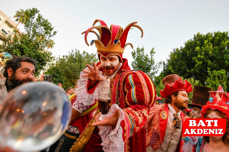 Kalei̇çi̇ Festi̇vali̇ Kortej 