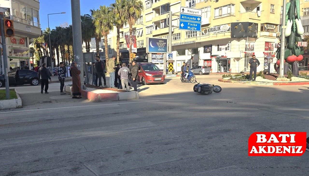 Kumluca Haber Trafik Kazası 1