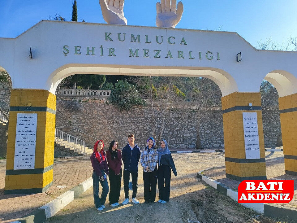 Kumluca Farabi Mesleki Ve Teknik Anadolu Lisesi Öğrencileri
