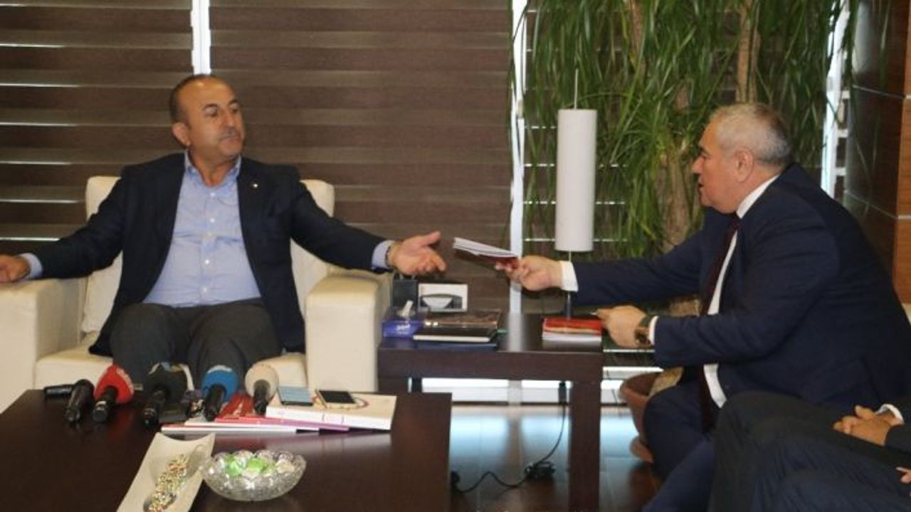 Bakan Çavuşoğlu: “Kur dalgalanmaları gibi oyunlar bizi durduramaz”