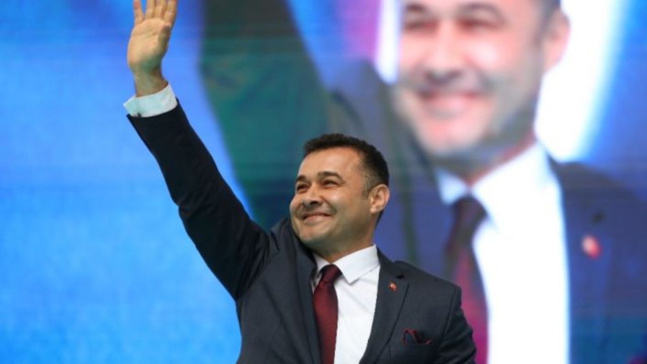 Başkan Yücel’in seçim koordinasyon merkezi törenle açıldı