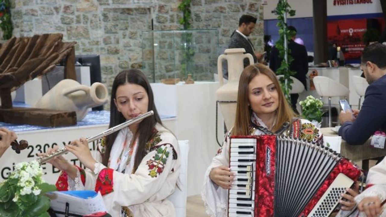 Türkiye Otelciler Federasyonu Başkanı Ayık: "2019 göstergeleri iyi, kişi başı geliri artırabiliriz"