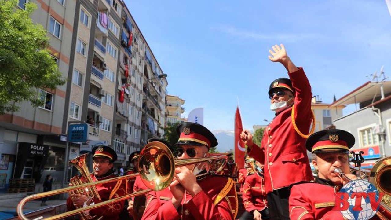 Denizli'de 23 Nisan coşkusunu Büyükşehir ile yaşadılar