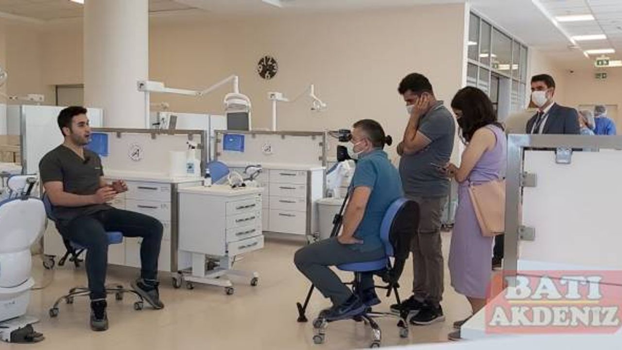 Dereceye girip AÜ’yü tercih edenlere aylık 3 bin TL’ye kadar burs imkanı