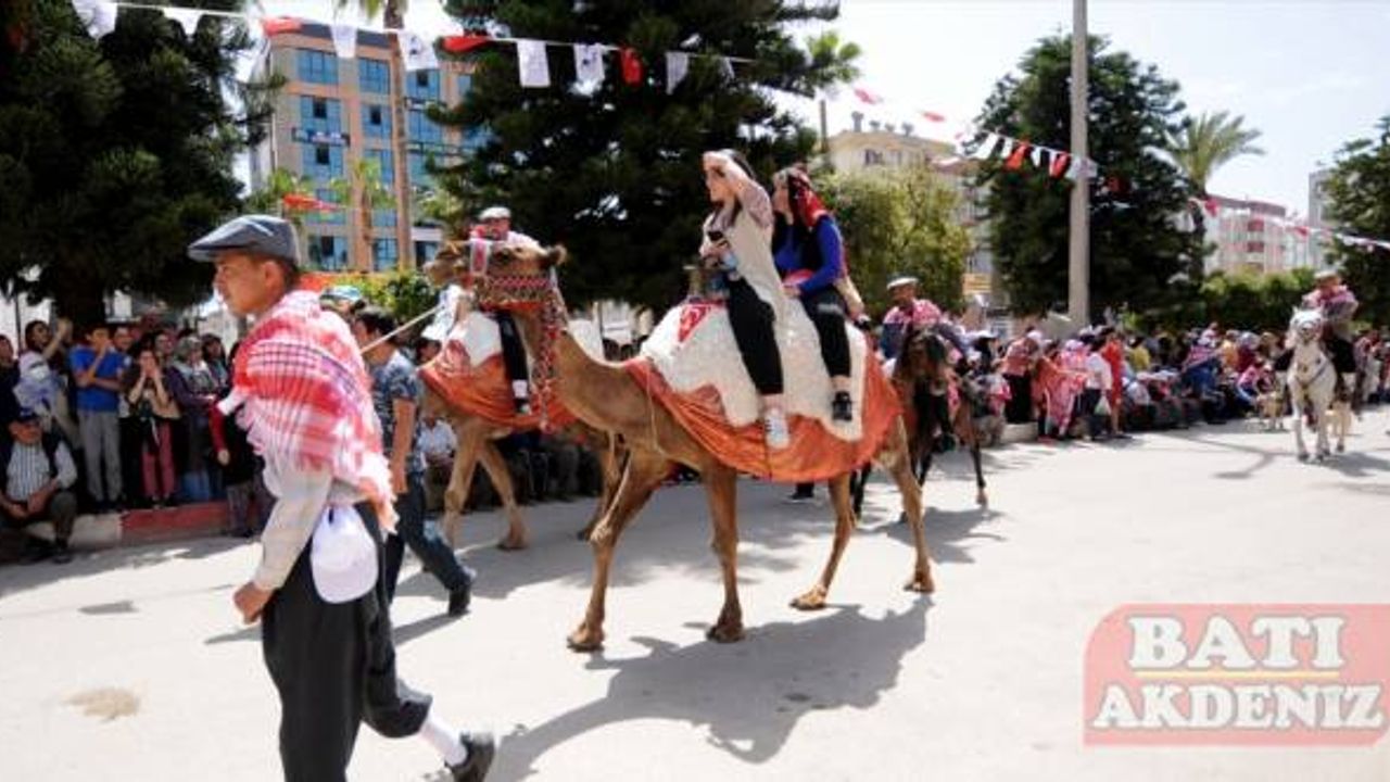 Antalya'da festival kapsamında “Yörük göçü“ etkinliği