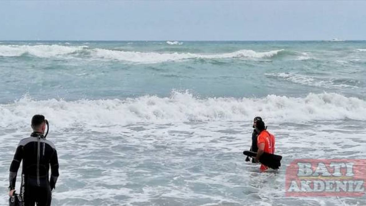 Mersin'de Suriyeli genç denizde kayboldu