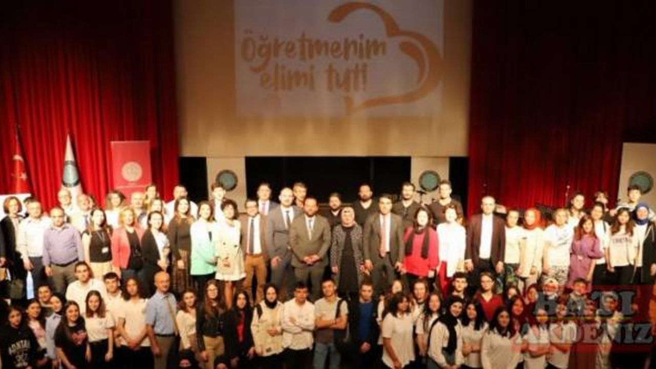 'Öğretmenim Elimi Tut' Bursa'da paşladı