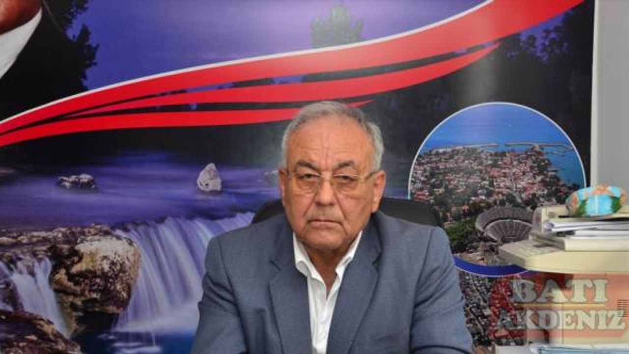 Antalya'da Muhtarlar Günü'nde kalp krizi geçiren muhtar hayatını kaybetti