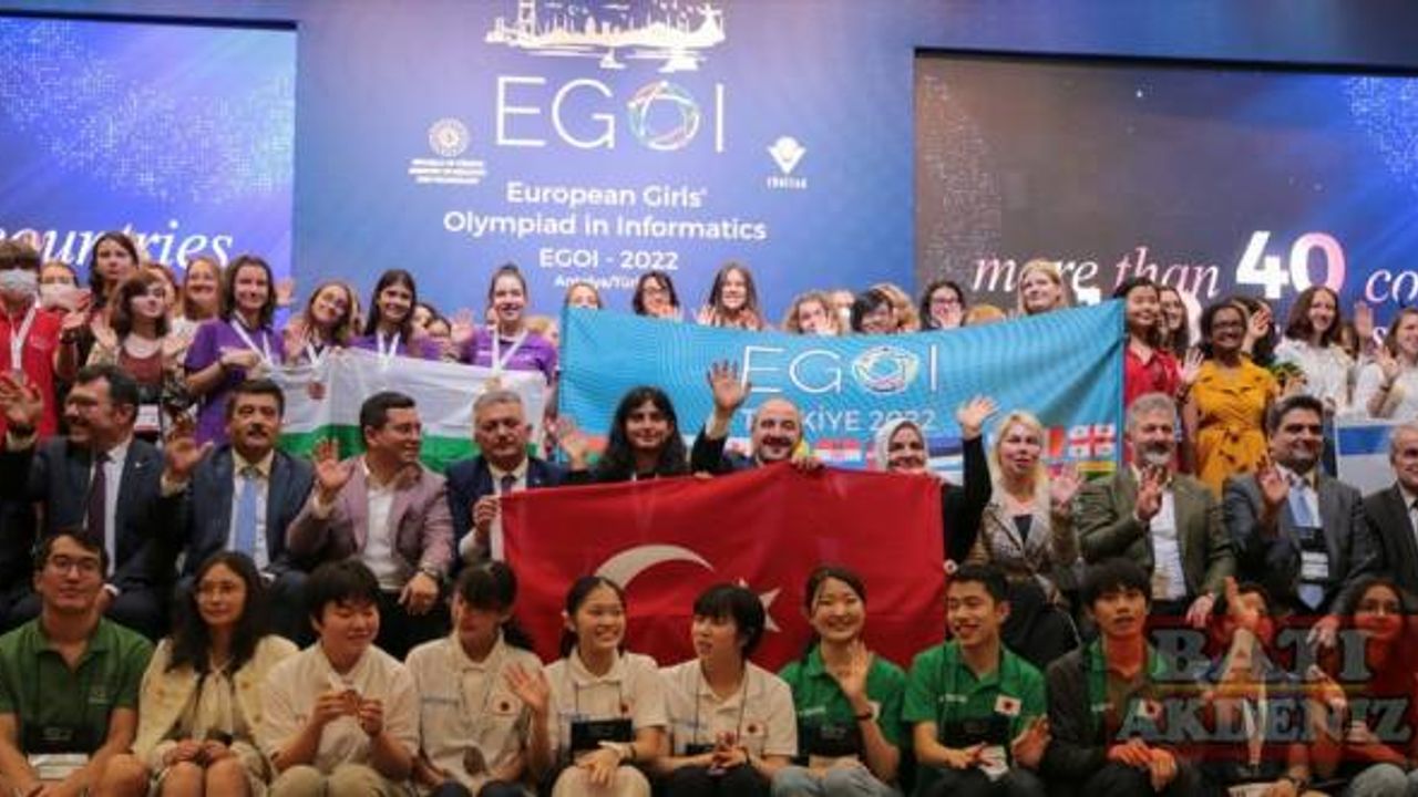 Avrupa Kızlar Bilgisayar Olimpiyatı'nda dereceye girenler ödüllendirildi