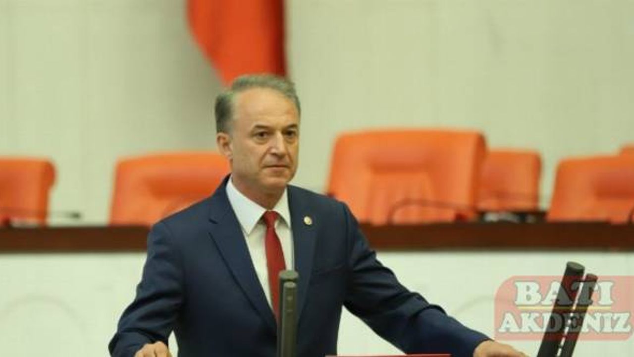 CHP'li Özkan: Mültecilere konut yardımı mı yapılıyor?