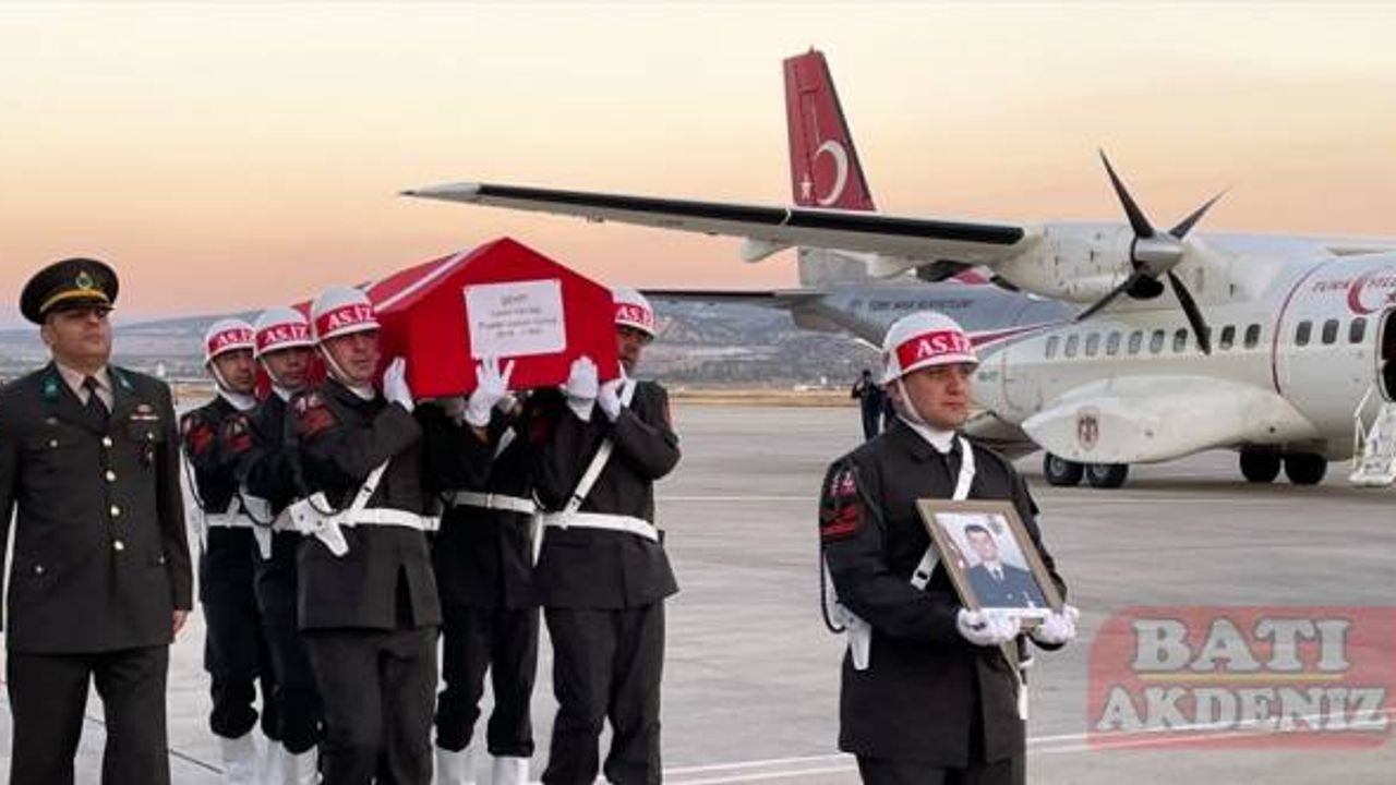 Şehit Uzman Çavuş Cemil Yavaş'ın naaşı Isparta'ya getirildi