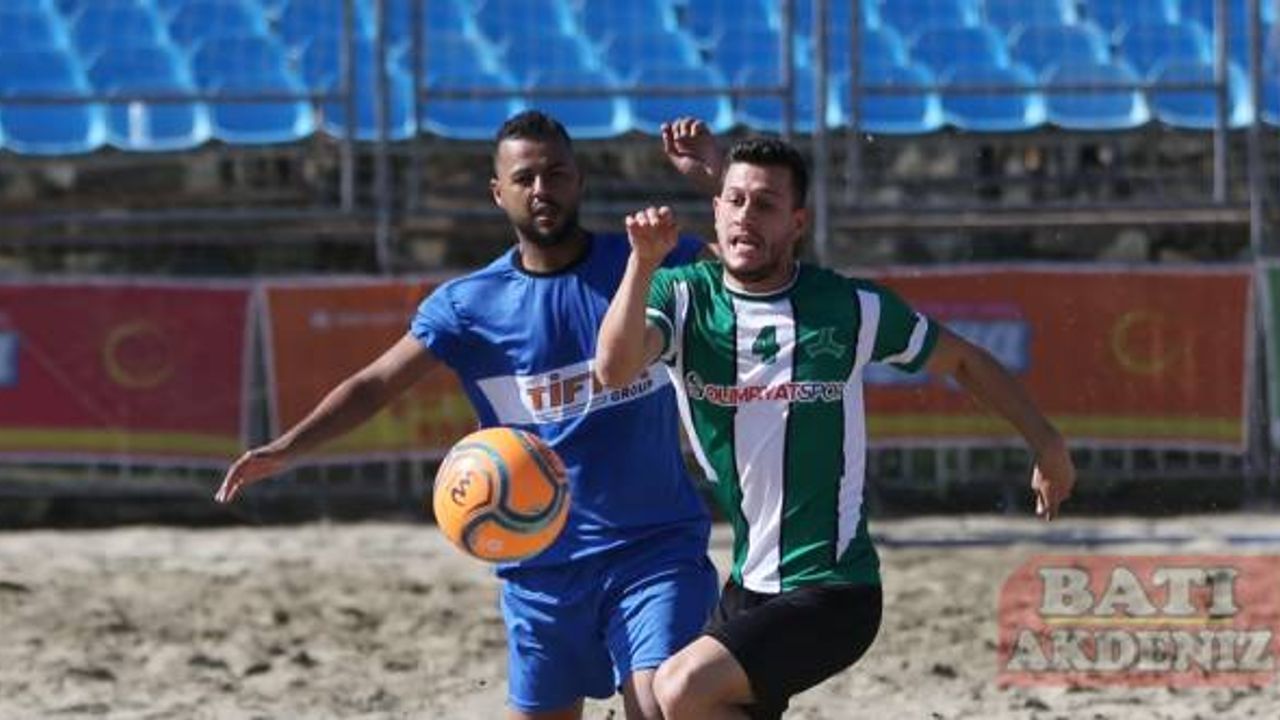 TFF Plaj Futbol Ligi Süper Finalleri, Alanya'da başladı