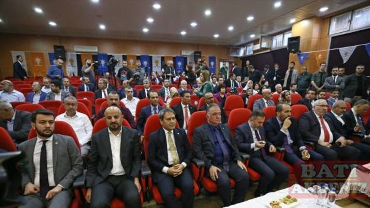 Ticaret Bakanı Muş, Osmaniye'de "Şehir Buluşmaları" programında konuştu: