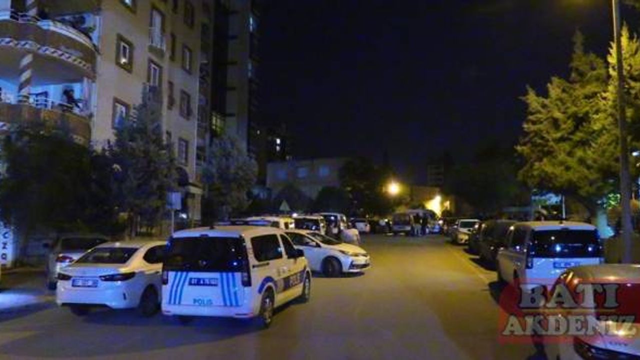 Adana'da sokakta silahlı saldırıya uğrayan kişi öldü