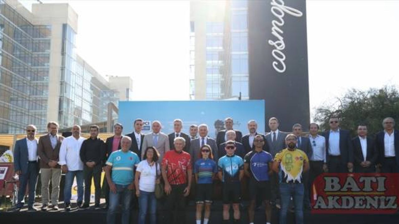 Antalya'da düzenlenecek "UCI Nirvana Gran Fondo World Series"in tanıtımı yapıldı
