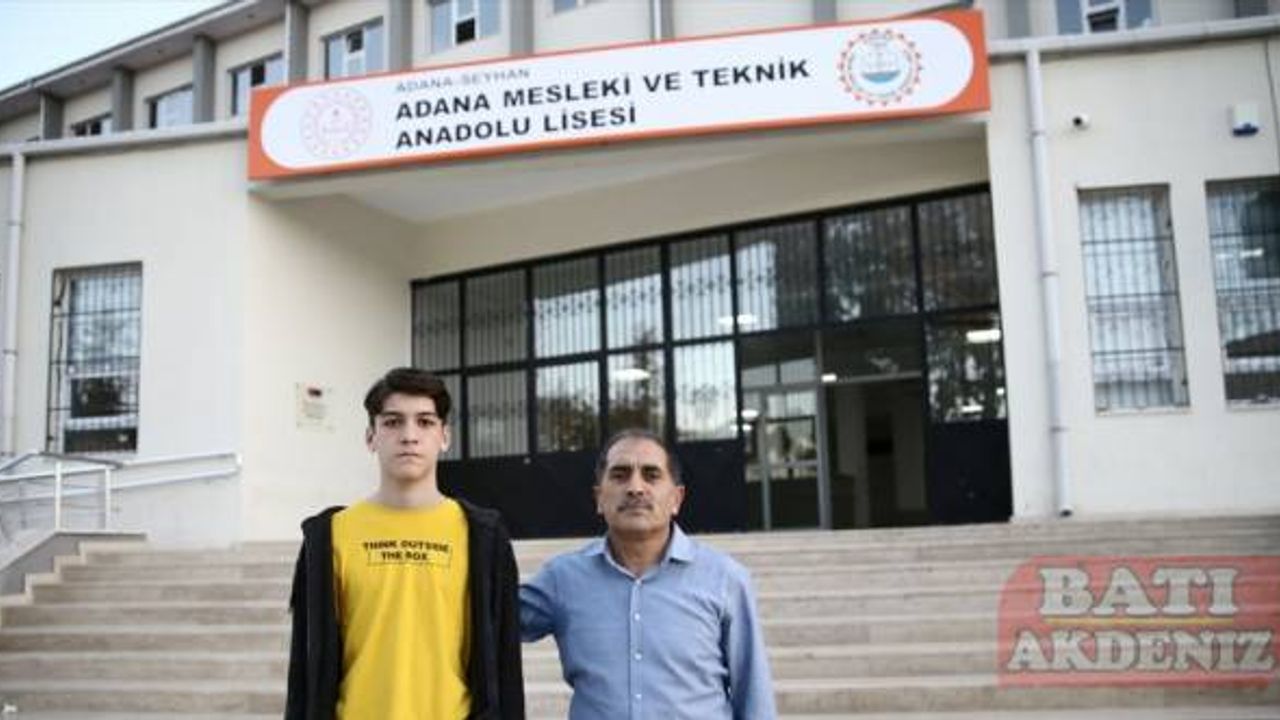 GÜNCELLEME - Öğretmen, boğazına şeker kaçan öğrencisini Heimlich manevrasıyla kurtardı