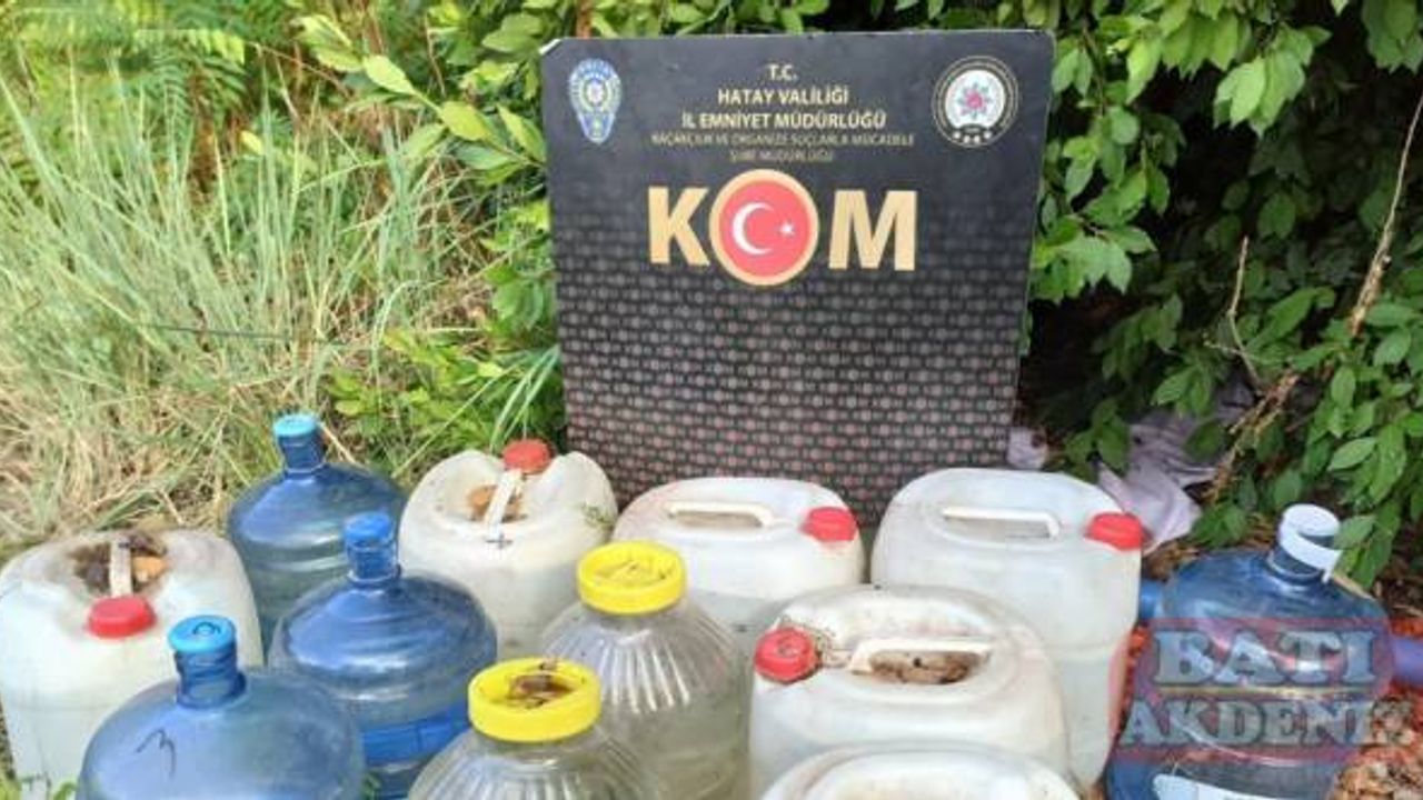 Hatay'da 1672 litre sahte içki ele geçirildi
