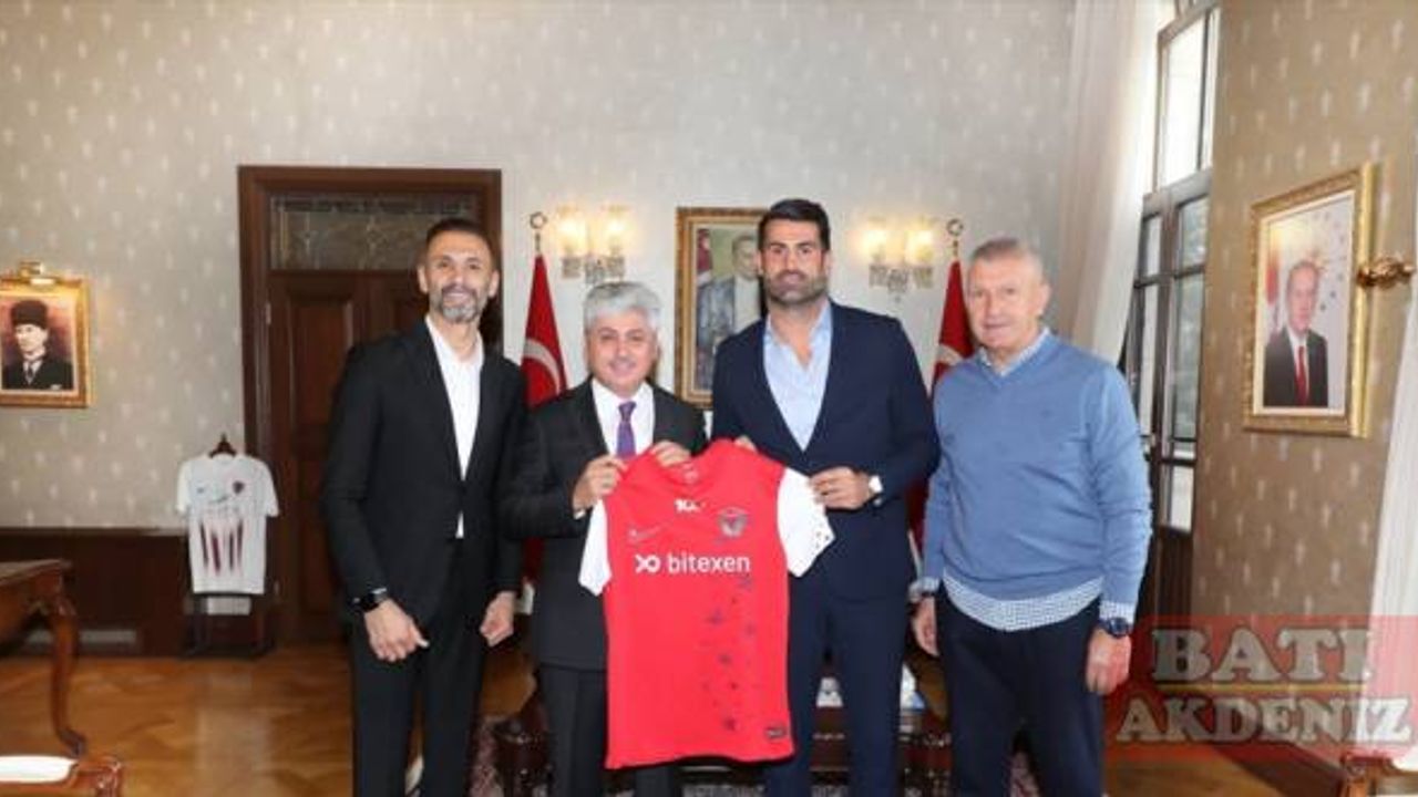 Hatayspor Teknik Direktörü Volkan Demirel, Vali Doğan'ı ziyaret etti