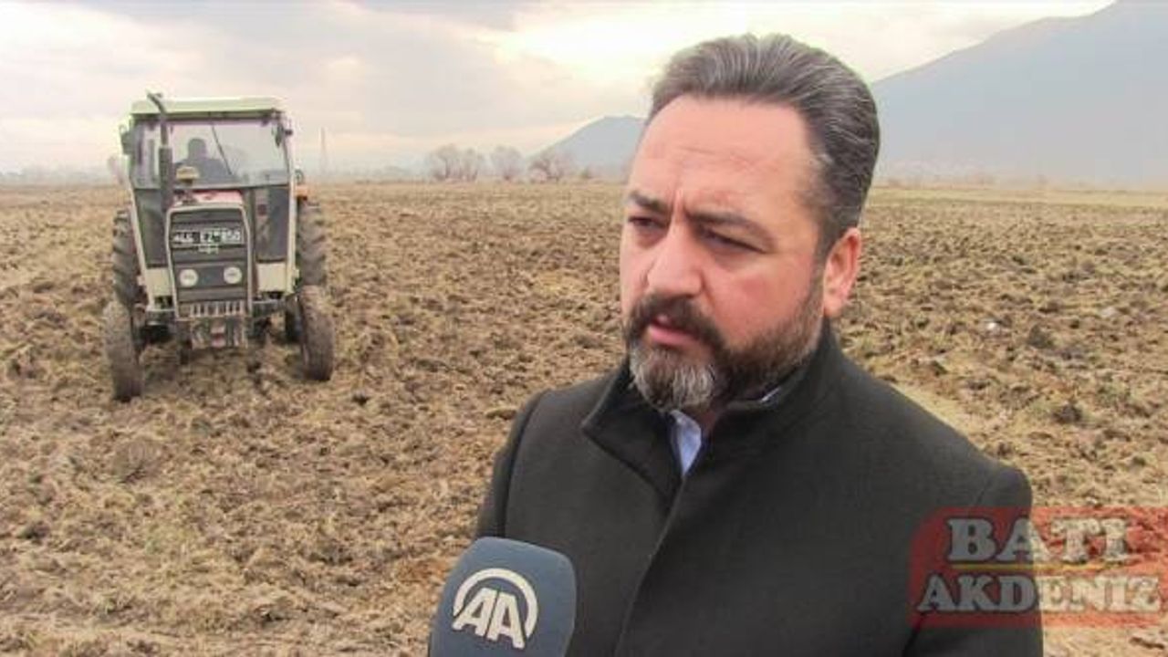 Kırsal arazilere buğday eken Elbistan Belediyesi ekmeği 1 liraya satıyor