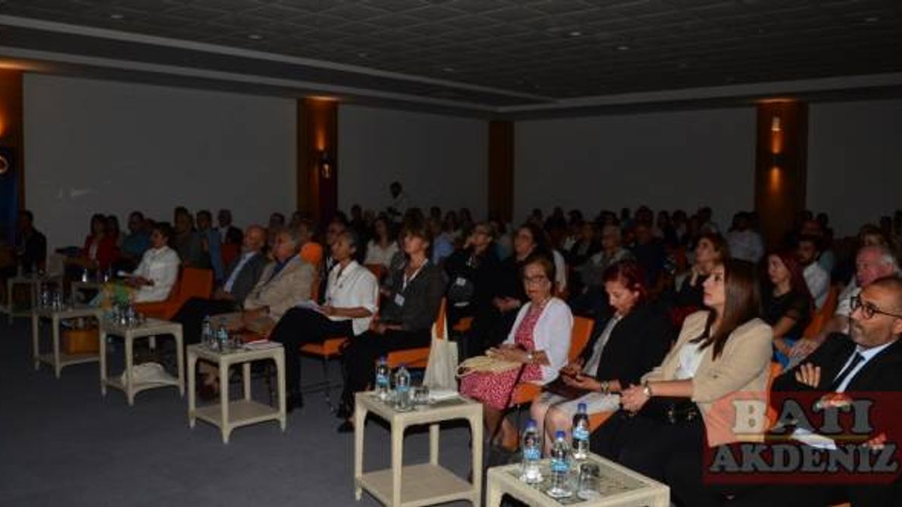 Pamfilya kentlerinde araştırmalar yapan bilim insanları Antalya'da bir araya geldi