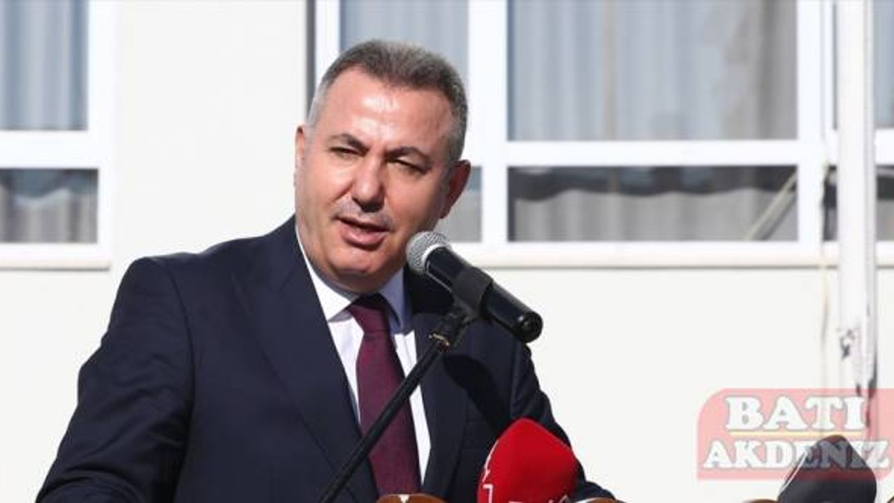 Adana'da hayırsever iş insanının tadilatını yaptırdığı okul açıldı