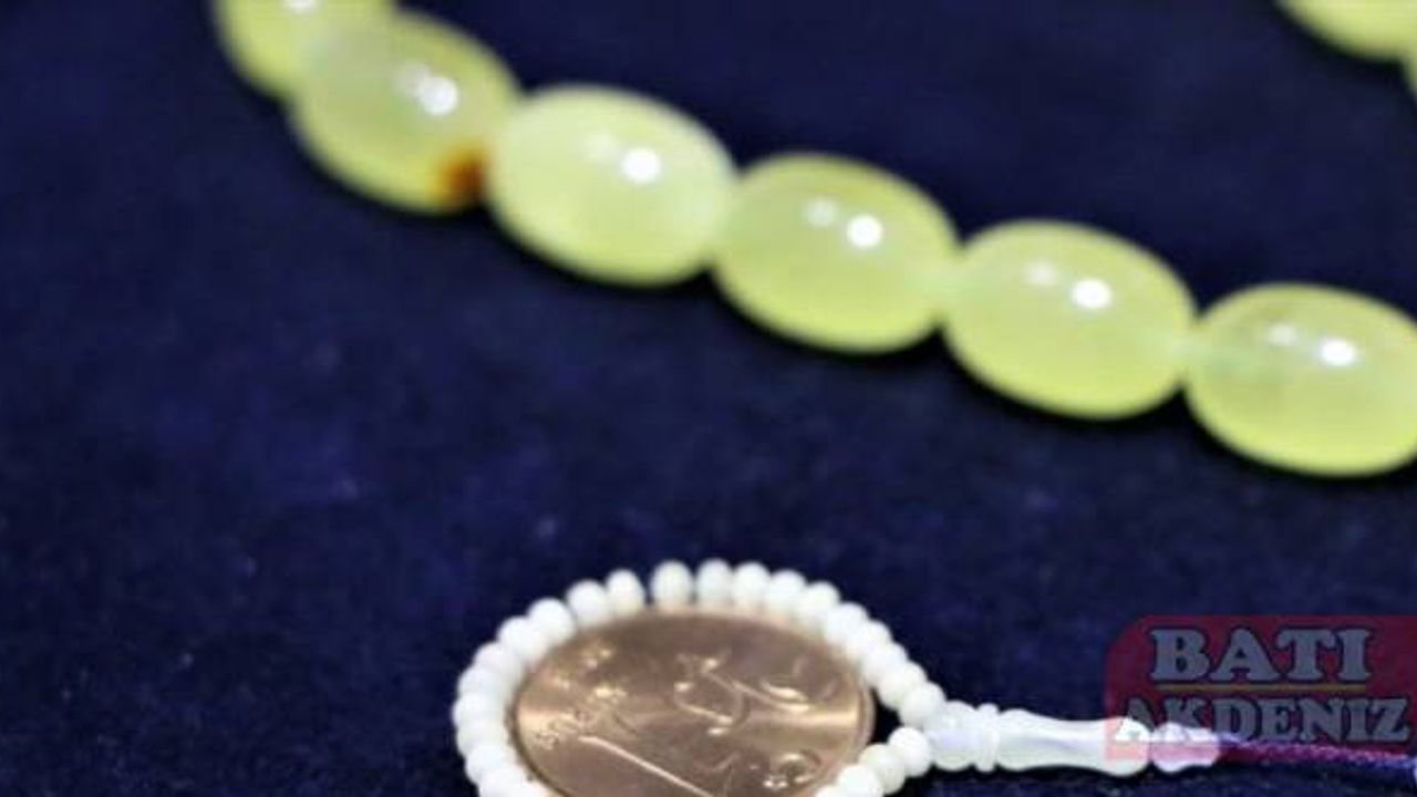 Adana'da Tespih ve Doğal Taşlar Fuarını 143 bin 500 kişi gezdi