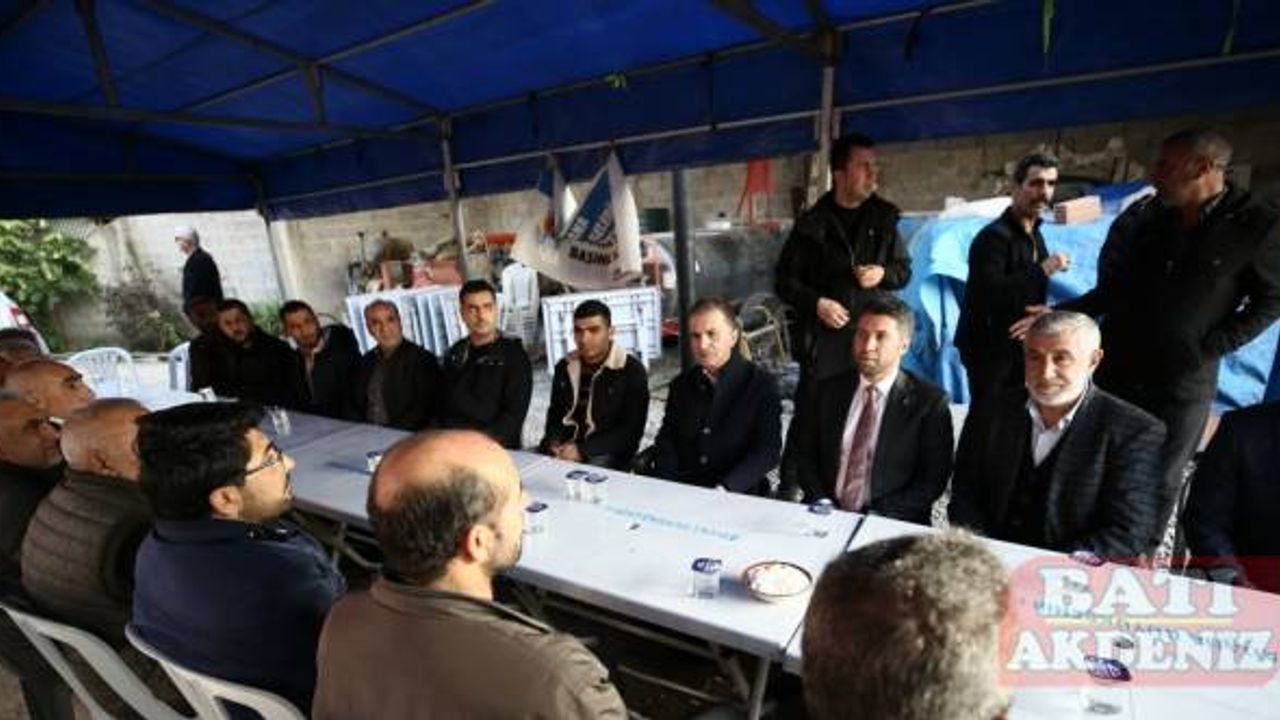 AK Parti Sözcüsü Çelik, Adana'da taziye ziyaretinde bulundu