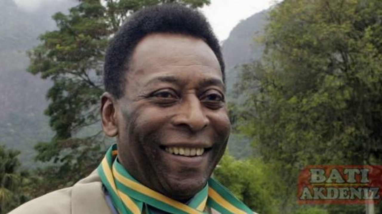 Dünya Kupası'nı üçleyen tek futbolcu Pele vefat etti