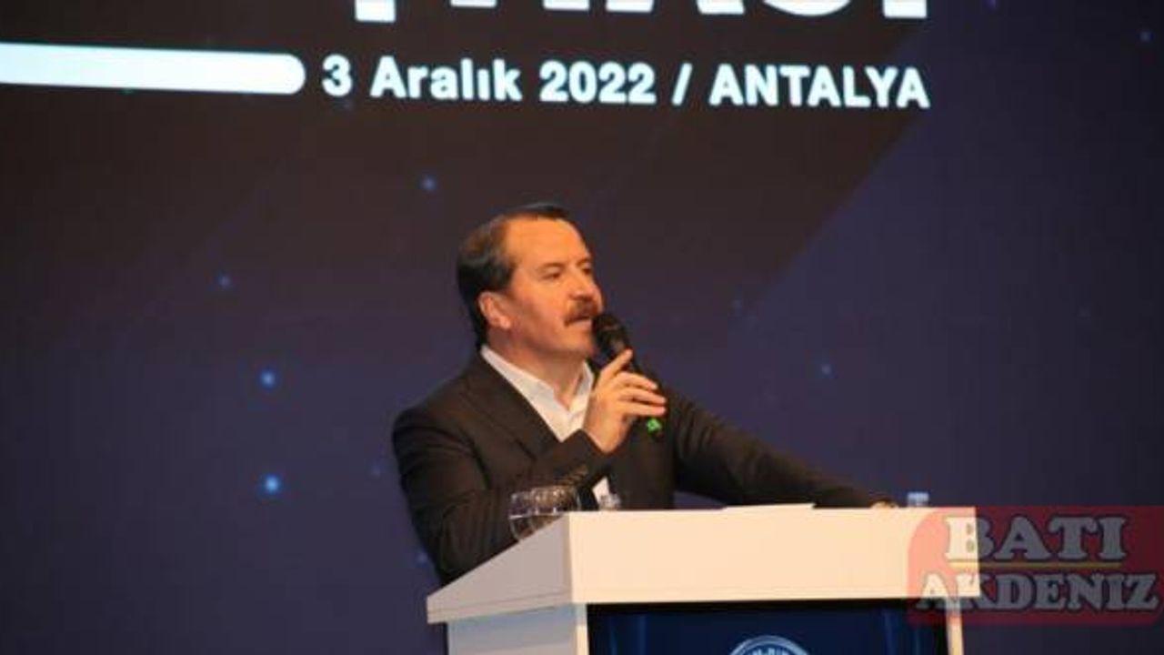 Eğitim-Bir-Sen 17. Türkiye Buluşması Antalya'da gerçekleştirildi