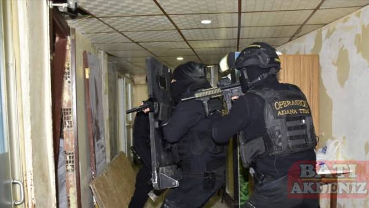 GÜNCELLEME - Adana merkezli silahlı suç örgütü operasyonunda 40 gözaltı