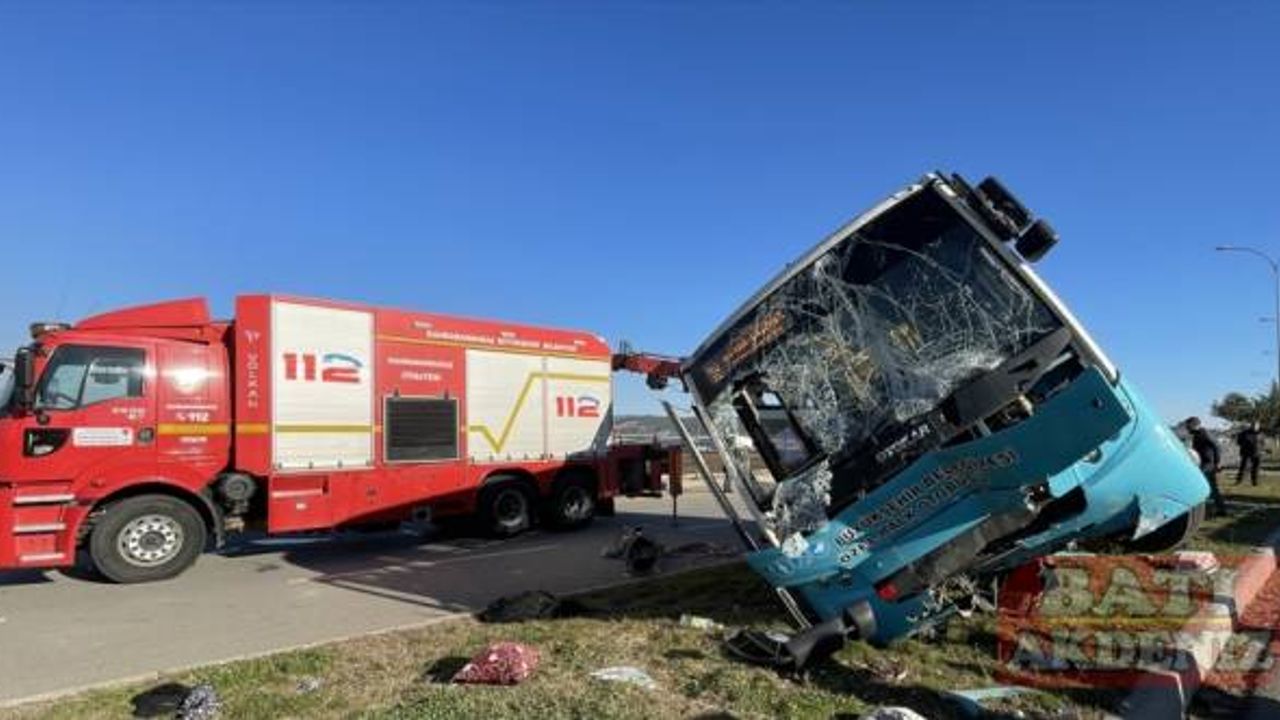 GÜNCELLEME - Kahramanmaraş'ta halk otobüsünün devrilmesi sonucu 12 kişi yaralandı