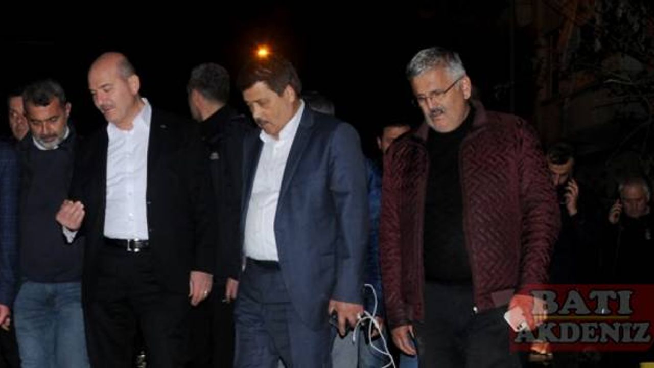 İçişleri Bakanı Soylu, Antalya'da selden zarar görenleri ziyaret etti