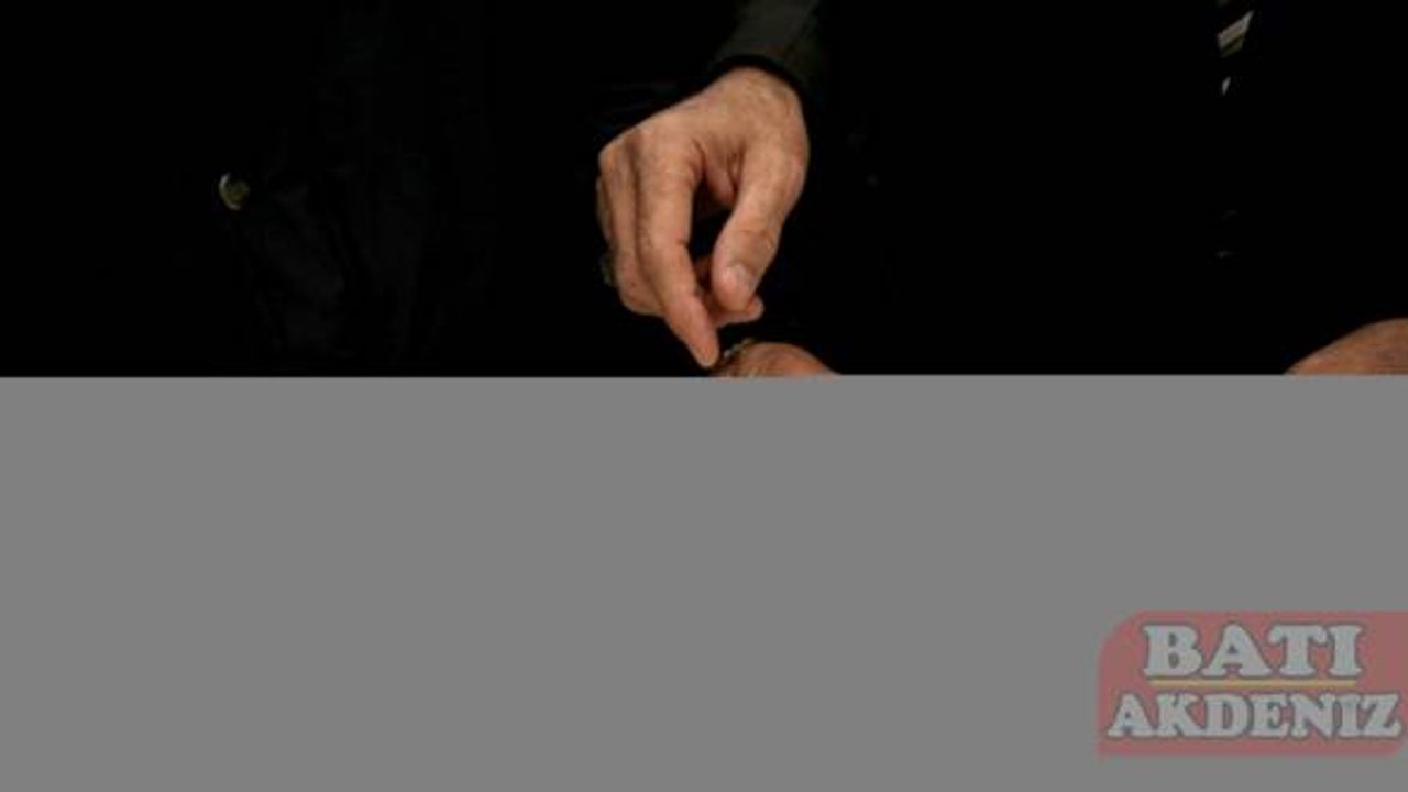 Şikayet üzerine denetlenen zincir markette tarihi geçmiş 13 ürün bulundu