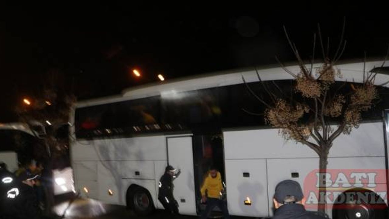 Adana Demirspor-MKE Ankaragücü maçı sonrası arbede