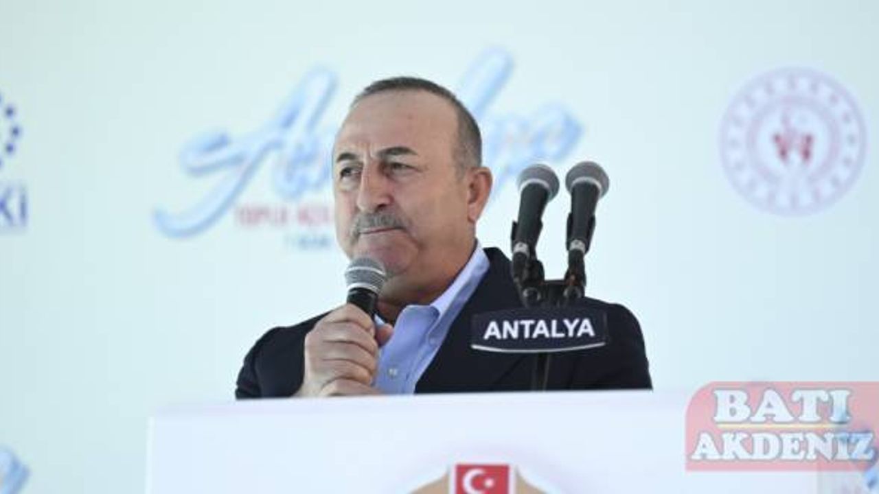 Bakanlar Kirişci ve Karaismailoğlu, Antalya'da toplu açılış töreninde konuştu: