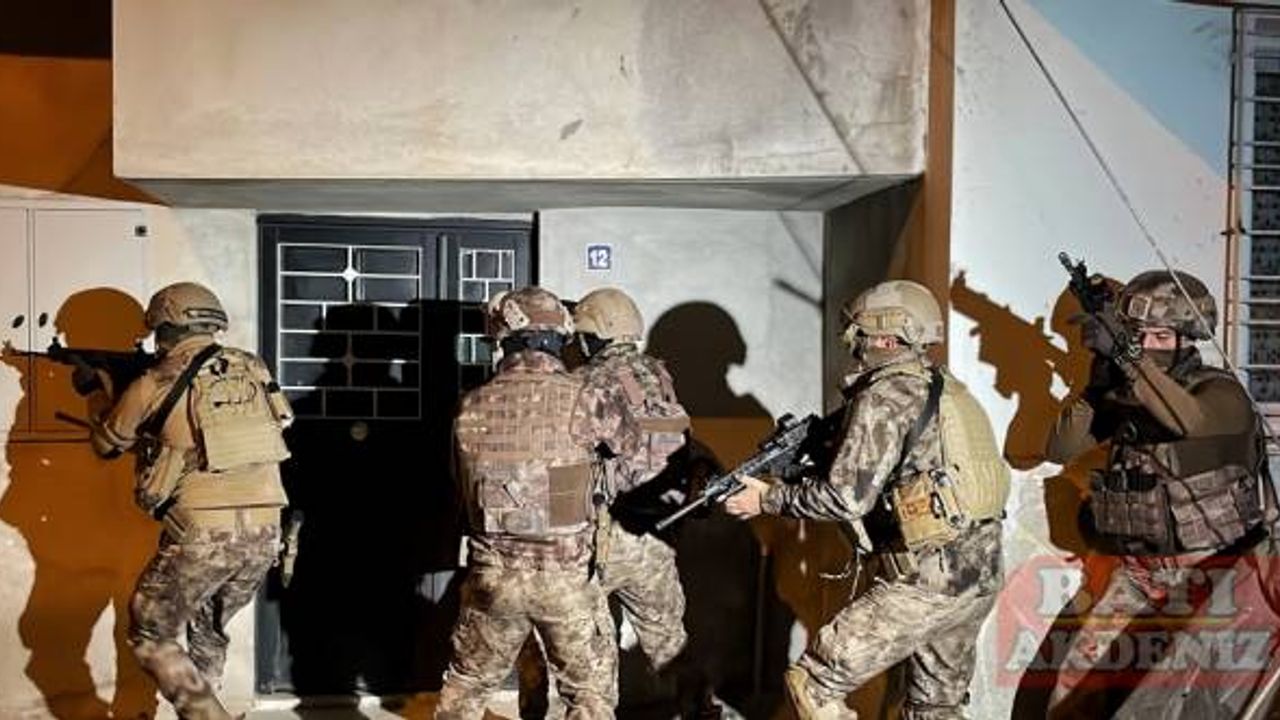 GÜNCELLEME - Mersin'de terör örgütü PKK/YPG operasyonunda 8 zanlı yakalandı
