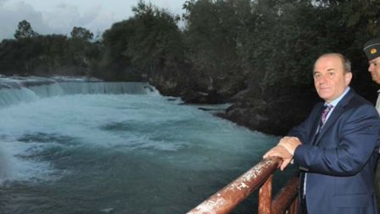 Antalya Valisi Sebahattin Öztürk Manavgat'ı Ziyaret Etti