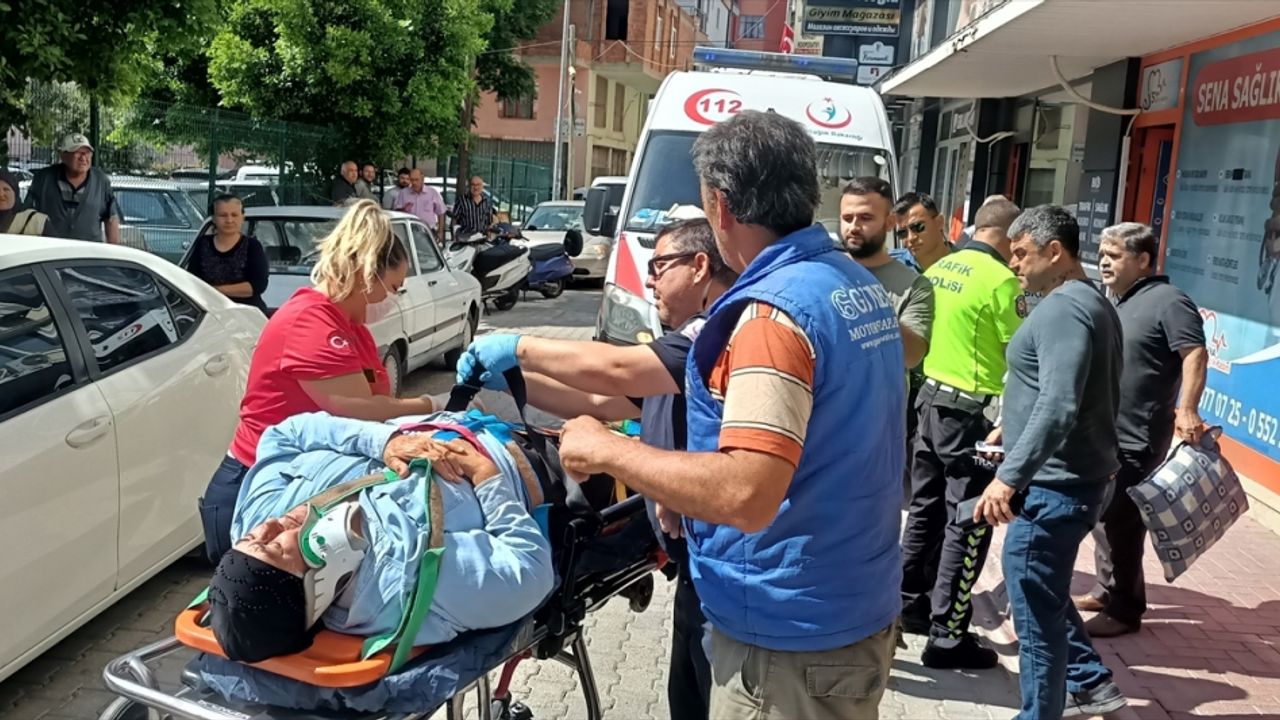 Mersin'de otomobilin çarptığı kişi yaralandı