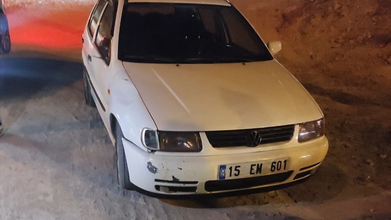 Burdur'da otomobilin çarptığı yaya yaralandı