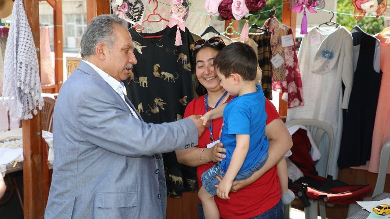 Kayseri Talas'a Maharetli Eller görücüye çıkıyor