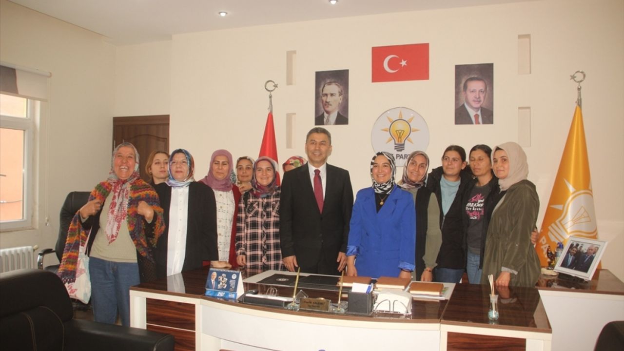 AK Parti MKYK Üyesi Mustafa Sever, Gülnar'da temaslarda bulundu