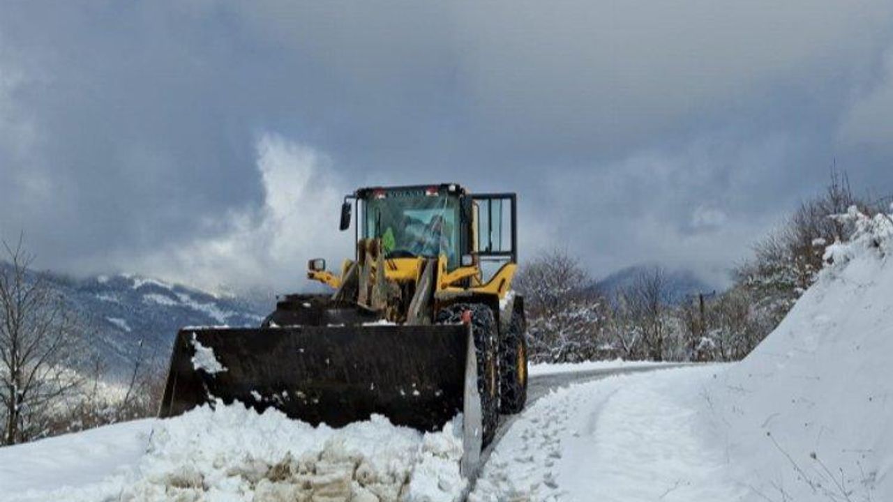 Sakarya'nın karla mücadelesinde 24 saatlik rapor