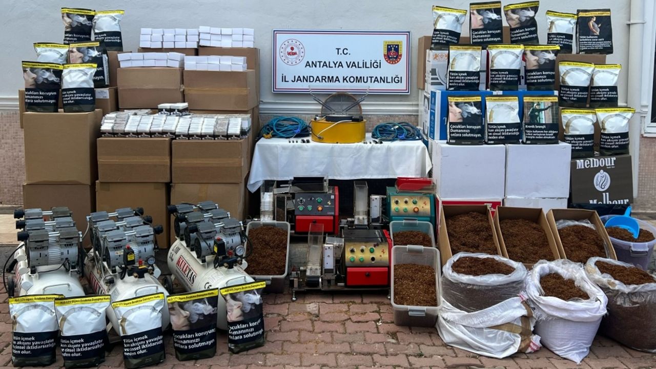 Antalya'da 335 bin makaron yakalandı