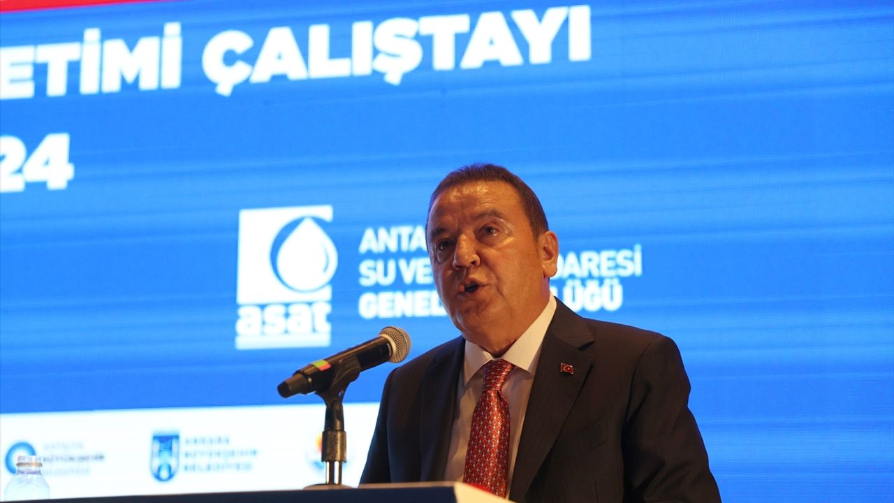 CHP'li Zeybek, "İklim Değişimine Uyumda Su Yönetimi Çalıştayı"nda konuştu: