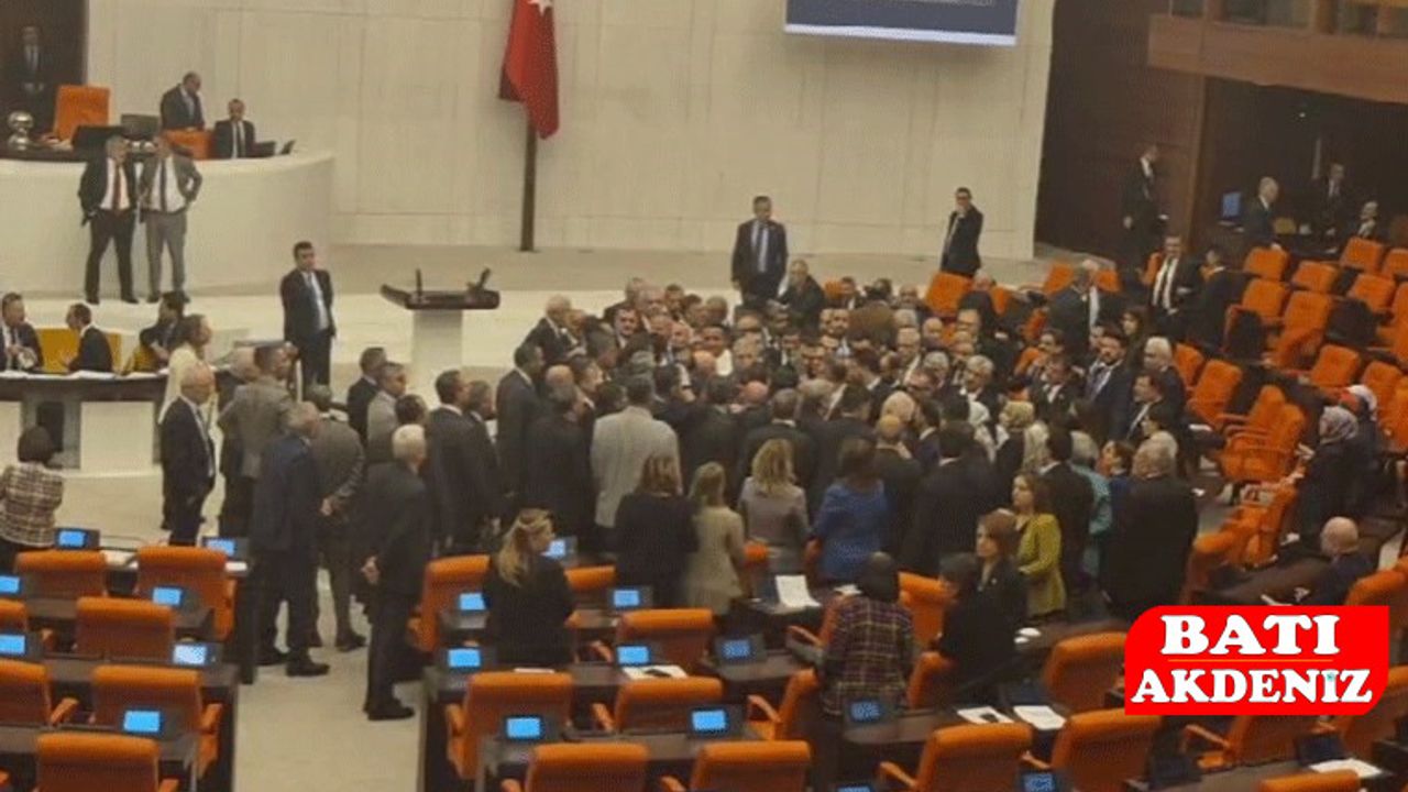 Mecliste sular durulmuyor! Vekiller birbirine girdi!