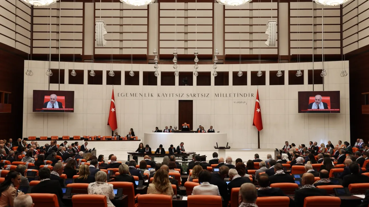 Meclis’ten Dünyaya Mesaj: TBMM, İsrail’i Savaş Suçları Nedeniyle Kınadı