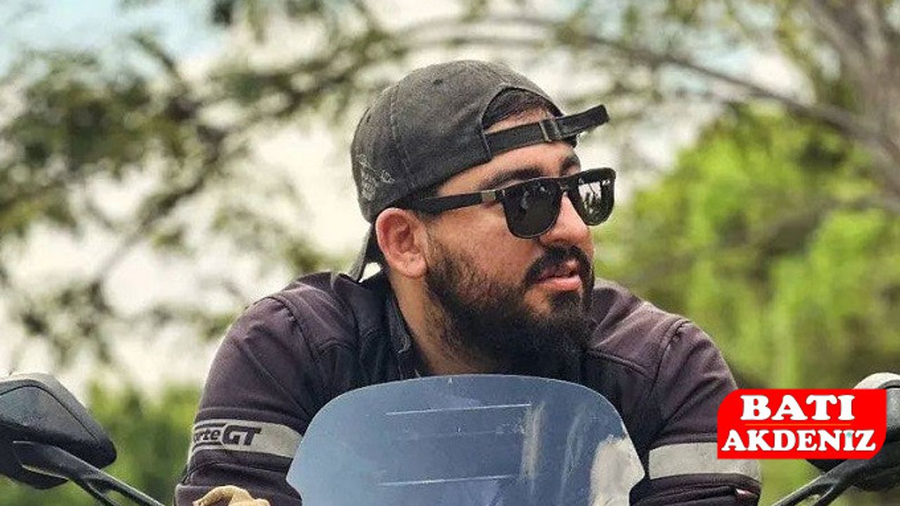 Mezar Ziyaretinden Dönüyordu: Genç Motosiklet Sürücüsü Feci Şekilde Can Verdi