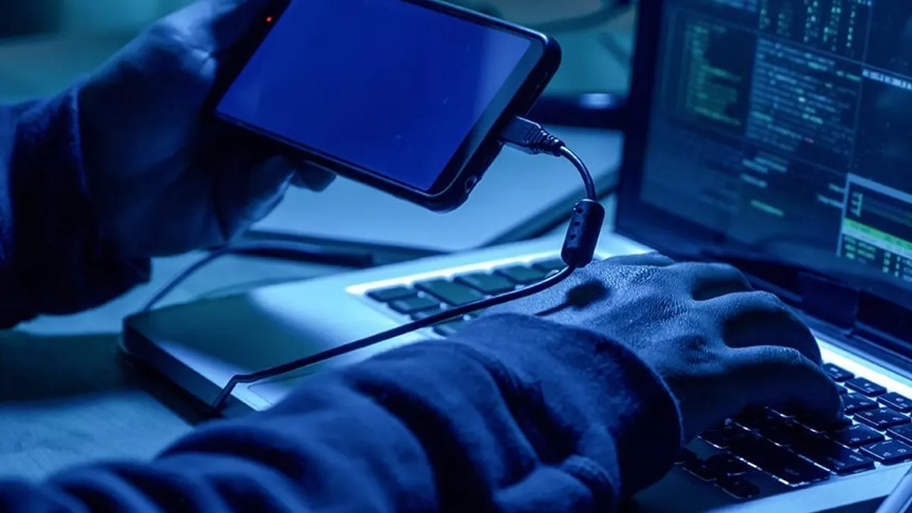 Ticaret Bakanlığı'ndan dolandırıcılık uyarısı... Yapay zekalı dolandırıcılık girişimlerine dikkat!