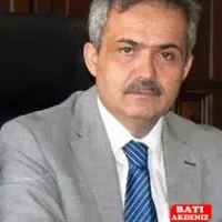 Dr. Yalçın Yılmaz Kimdir?  Biyografi